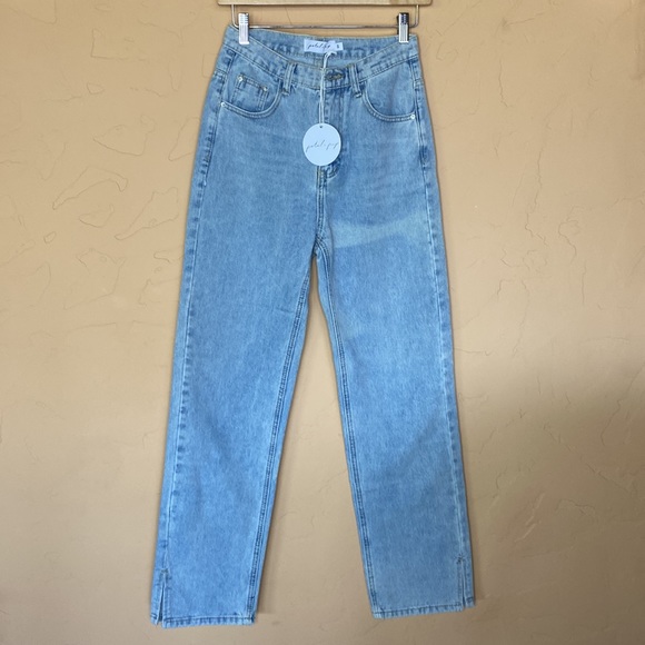 NWT Petal and Pup Light Wash Straight Leg jeans with Slits at Bottom - Picture 6 of 8